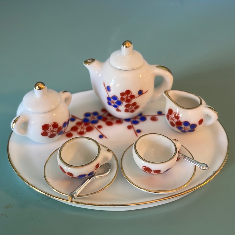 The Cutest Mitsukoshi  Porcelain Miniature Tea Set